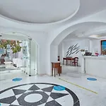 Meltemi Excelsior Suites