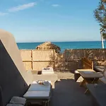 Demilmar Luxury Suites
