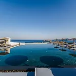 Serenita Luxury Suites