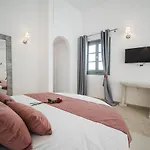 Anthemis Suites