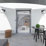 Karat Suites