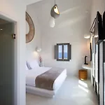 Niabelon Suites