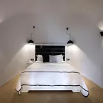 Azzurro Suites