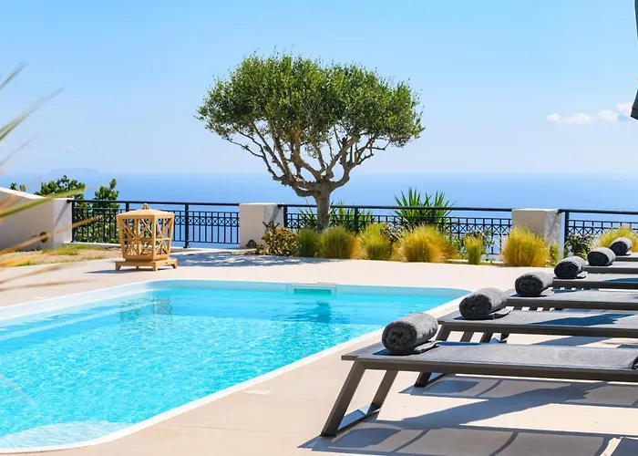 Grand Villa Santorini