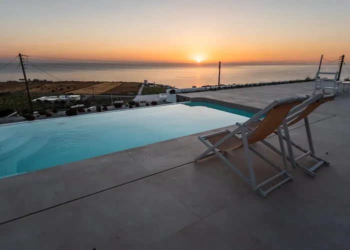 Santorini\'S Rising Sun Private Villa