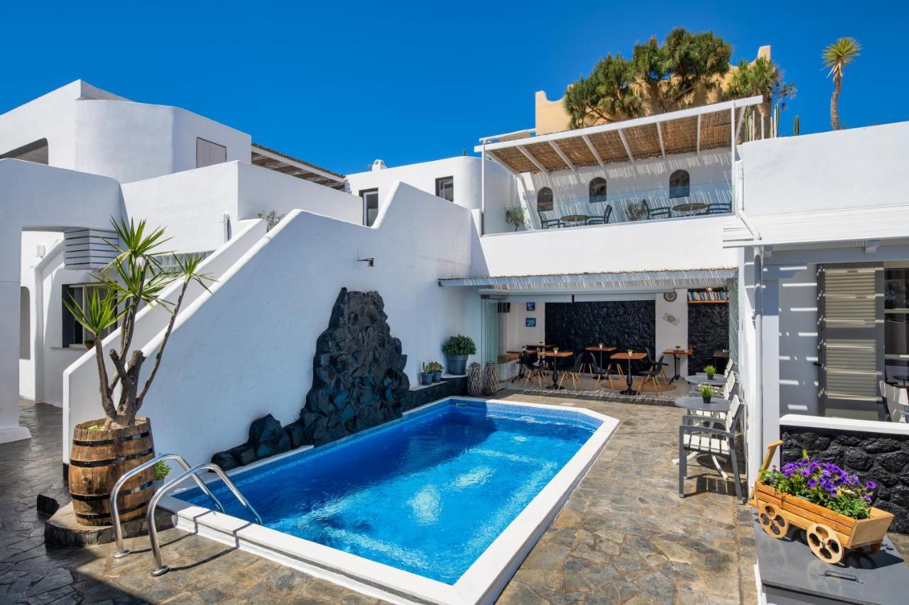 Plastiras 2* Fira (Santorini)
