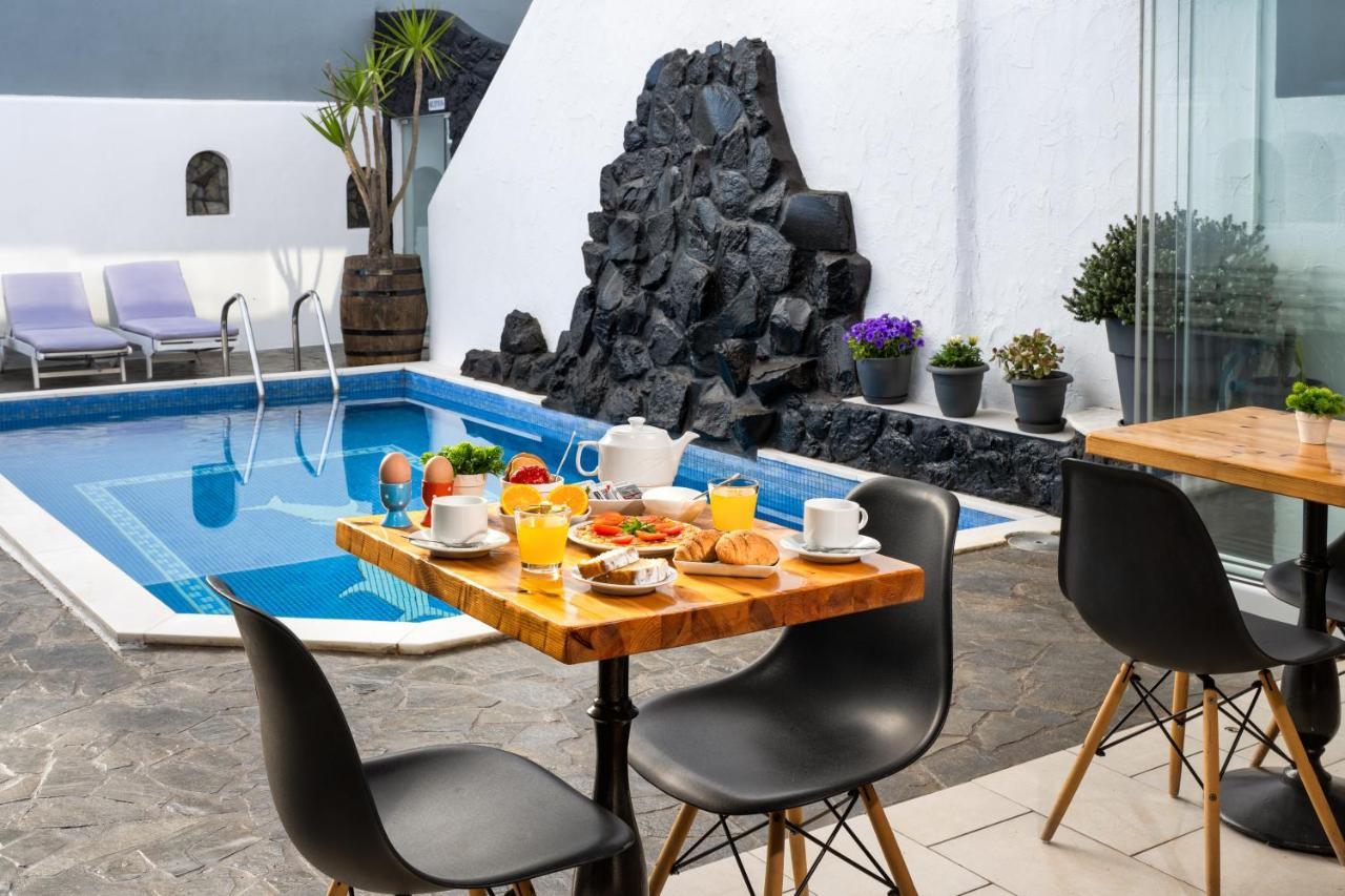 Plastiras 2* Fira (Santorini)