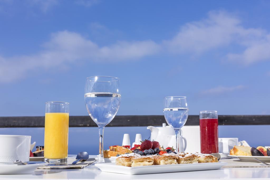 Azzurro Messaria (Santorini)