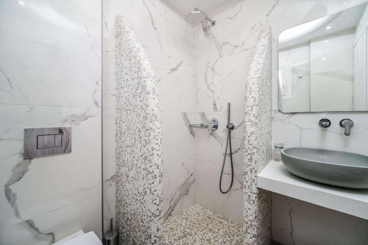 Aparthotel Emmanouela & 2*