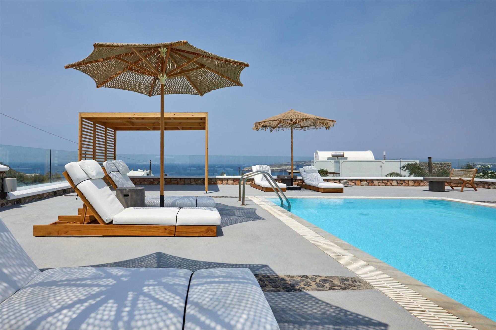 Symmetry 4* Akrotiri (Santorini)