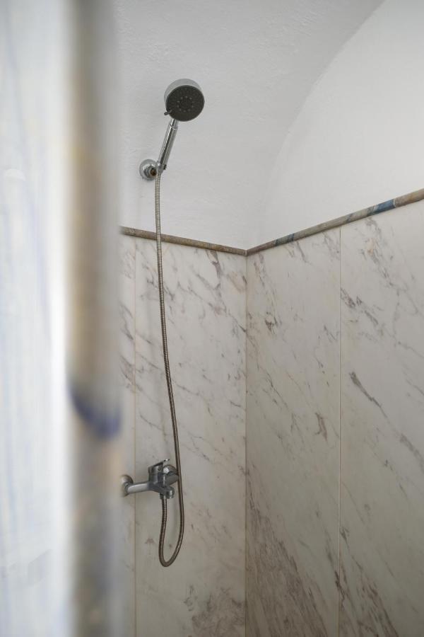 Zenith Blue Traditional 3* Imerovigli (Santorini)