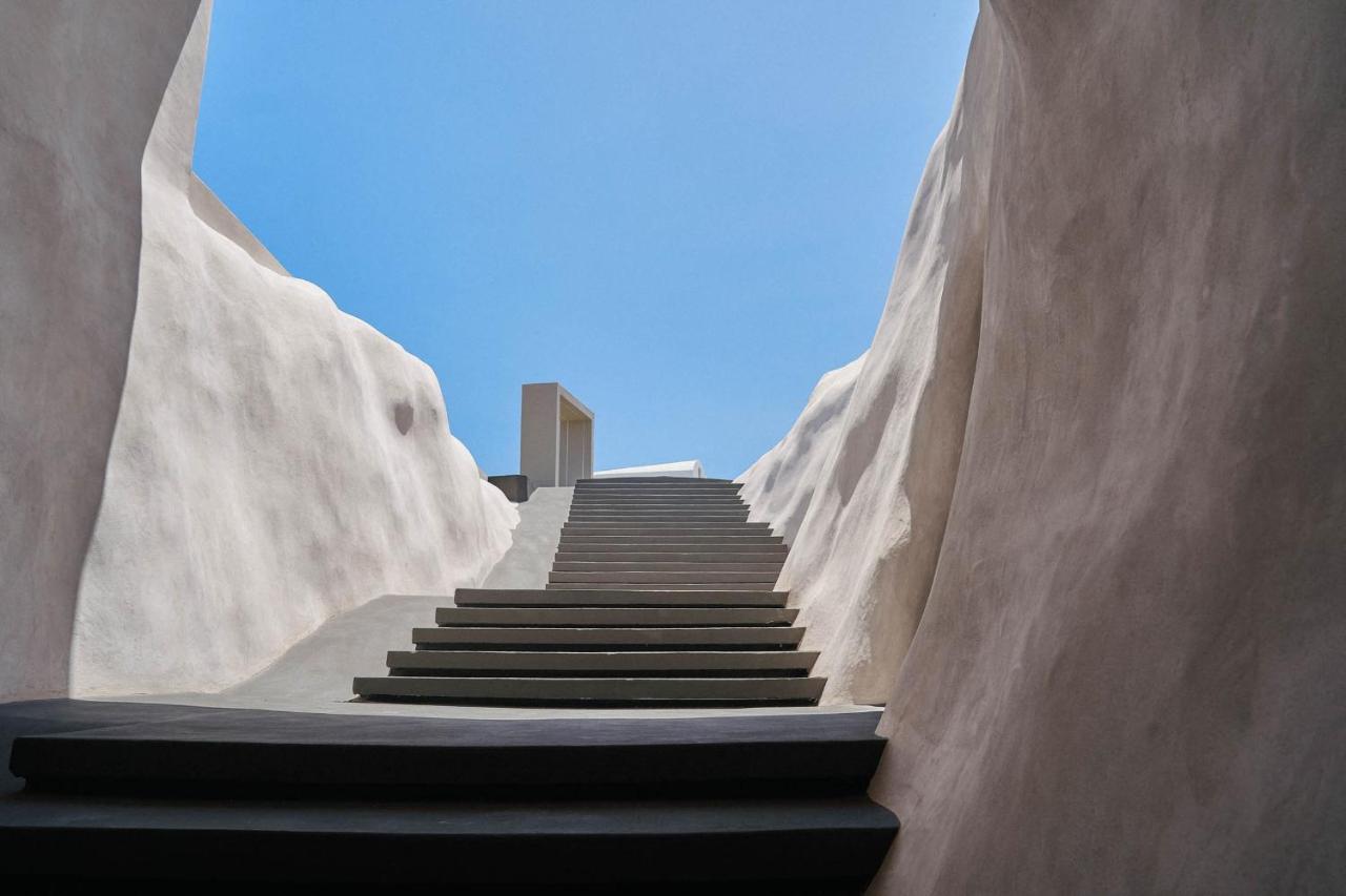 Divine Cave Experience Hotel