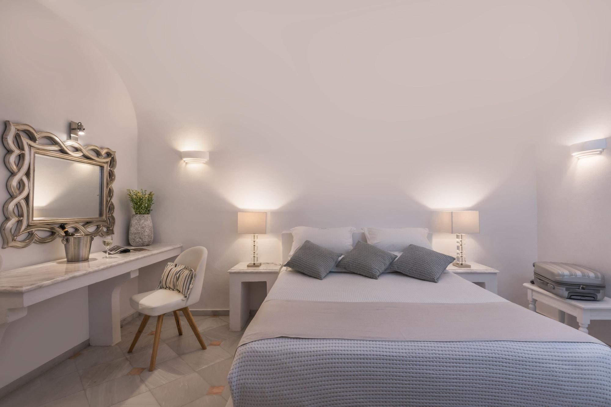 Anteliz 4* Fira (Santorini)