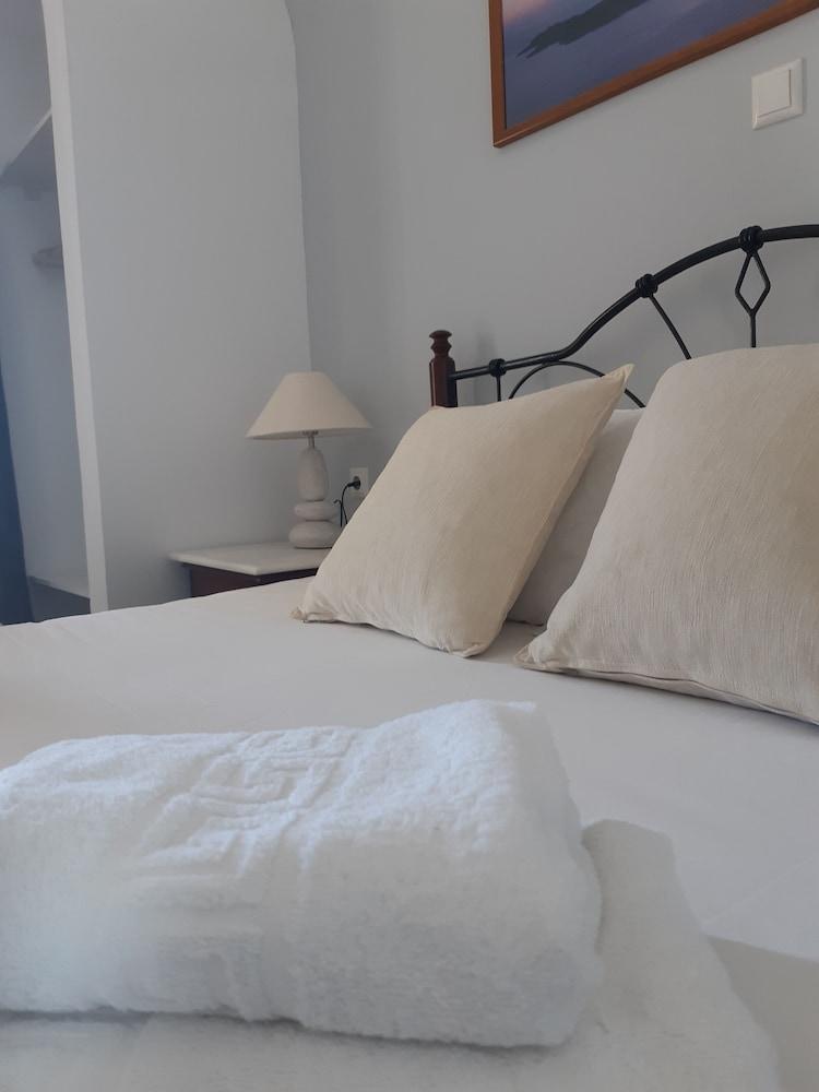 Aparthotel Emmanouela & 2*