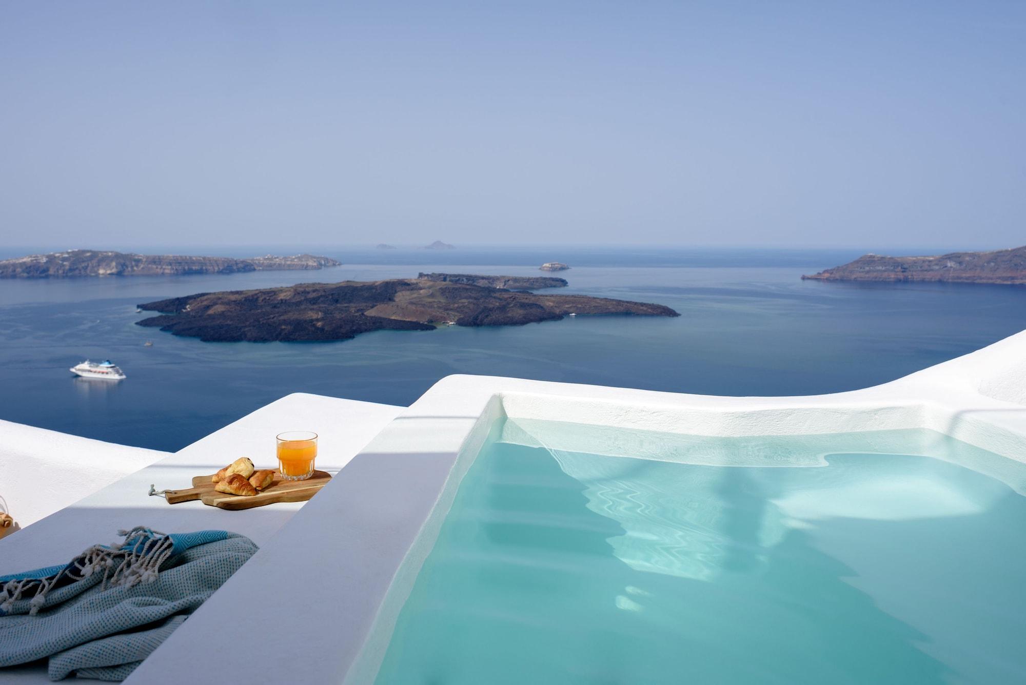 Cocoon (adults Only) 4* Imerovigli (Santorini)