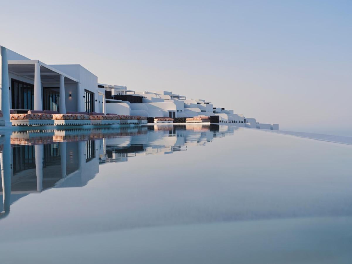 Cresanto Luxury Hotel