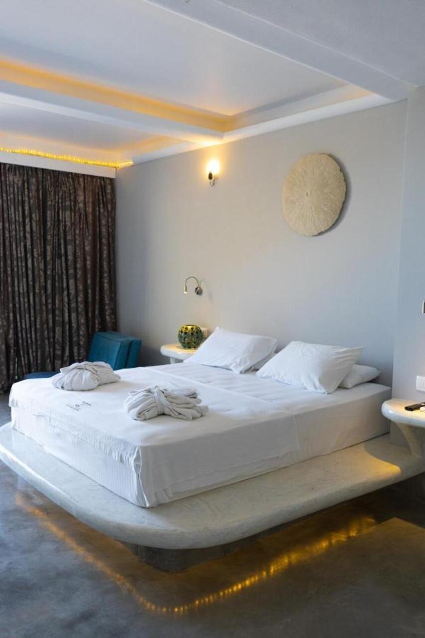 Demilmar Luxury Perissa (Santorini)