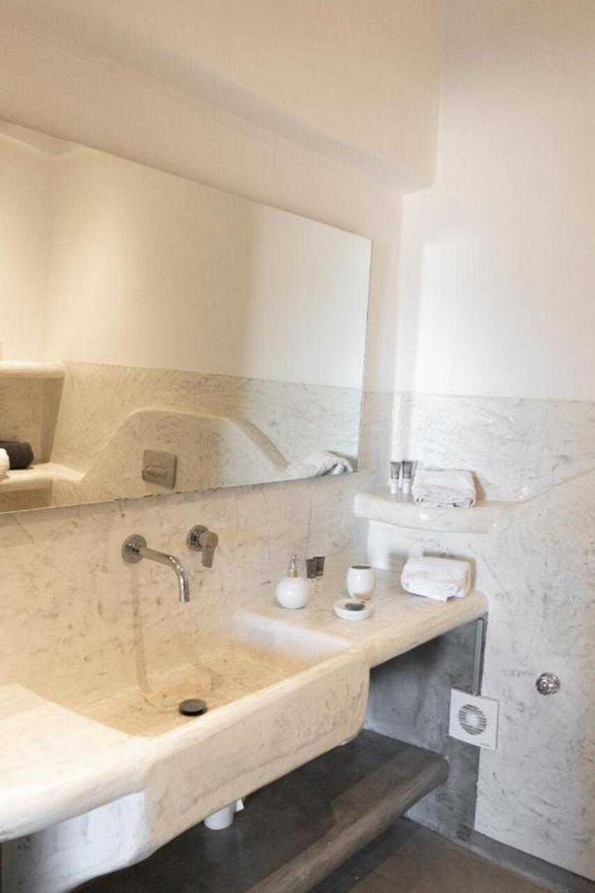 Demilmar Luxury Hotel