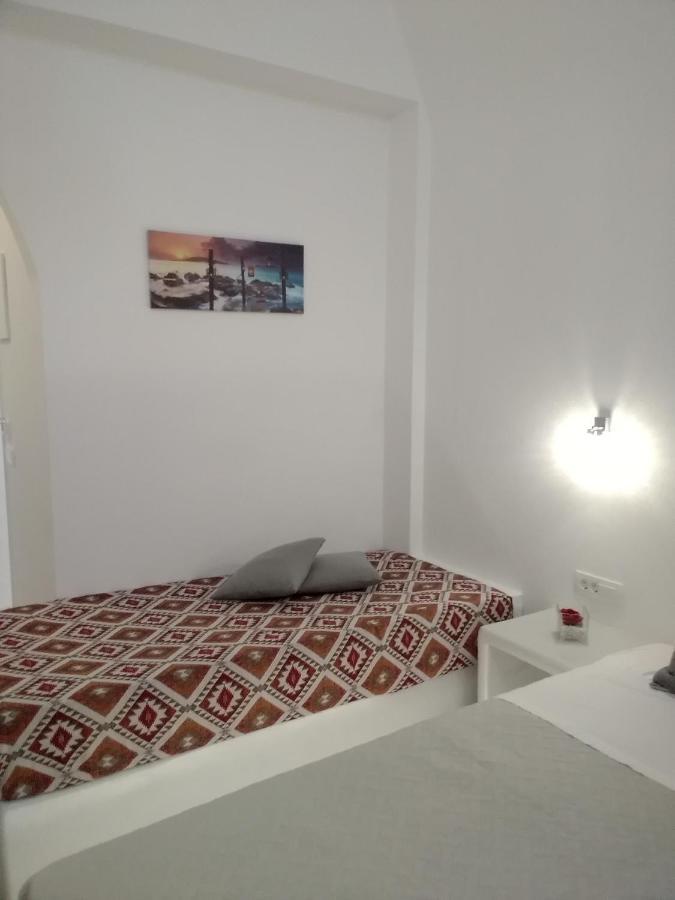 Apartment Irineos Perissa (Santorini)