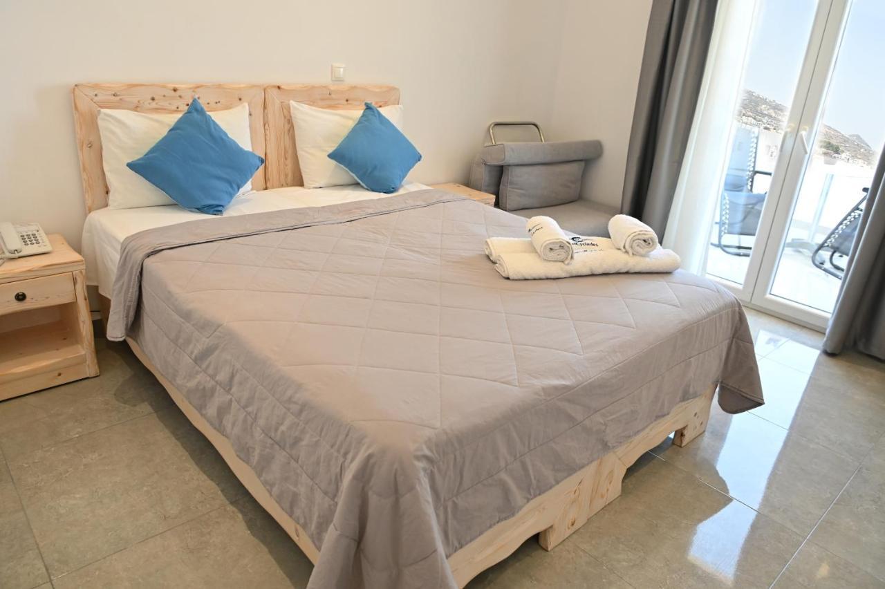 Cyclades Hotel
