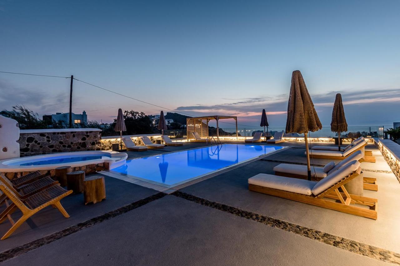 Symmetry 4* Akrotiri (Santorini)