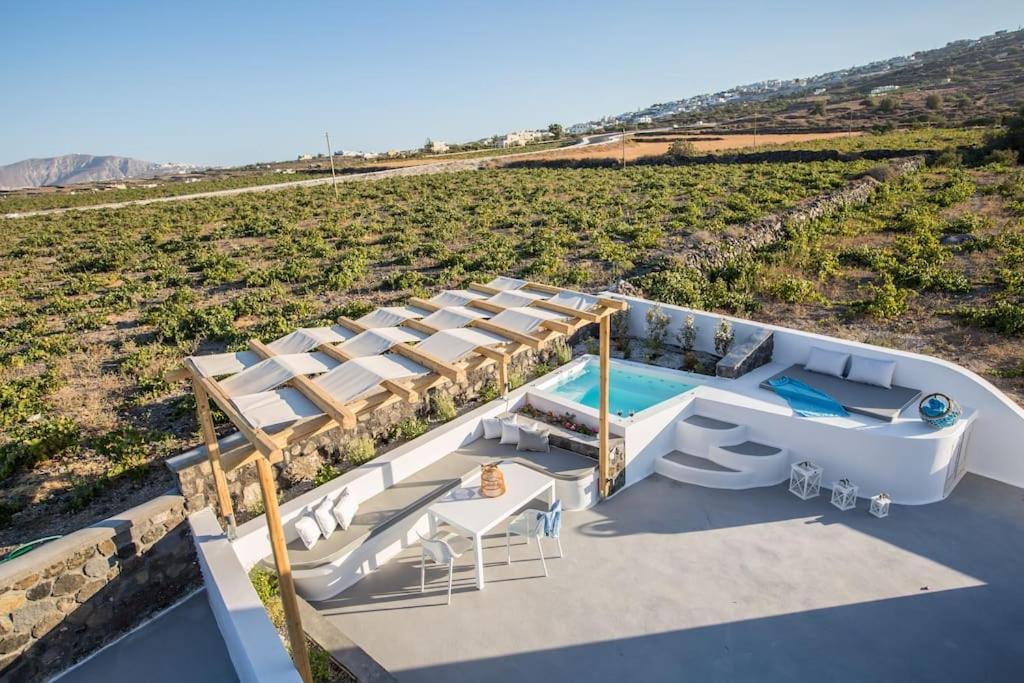 East Side Villa *
