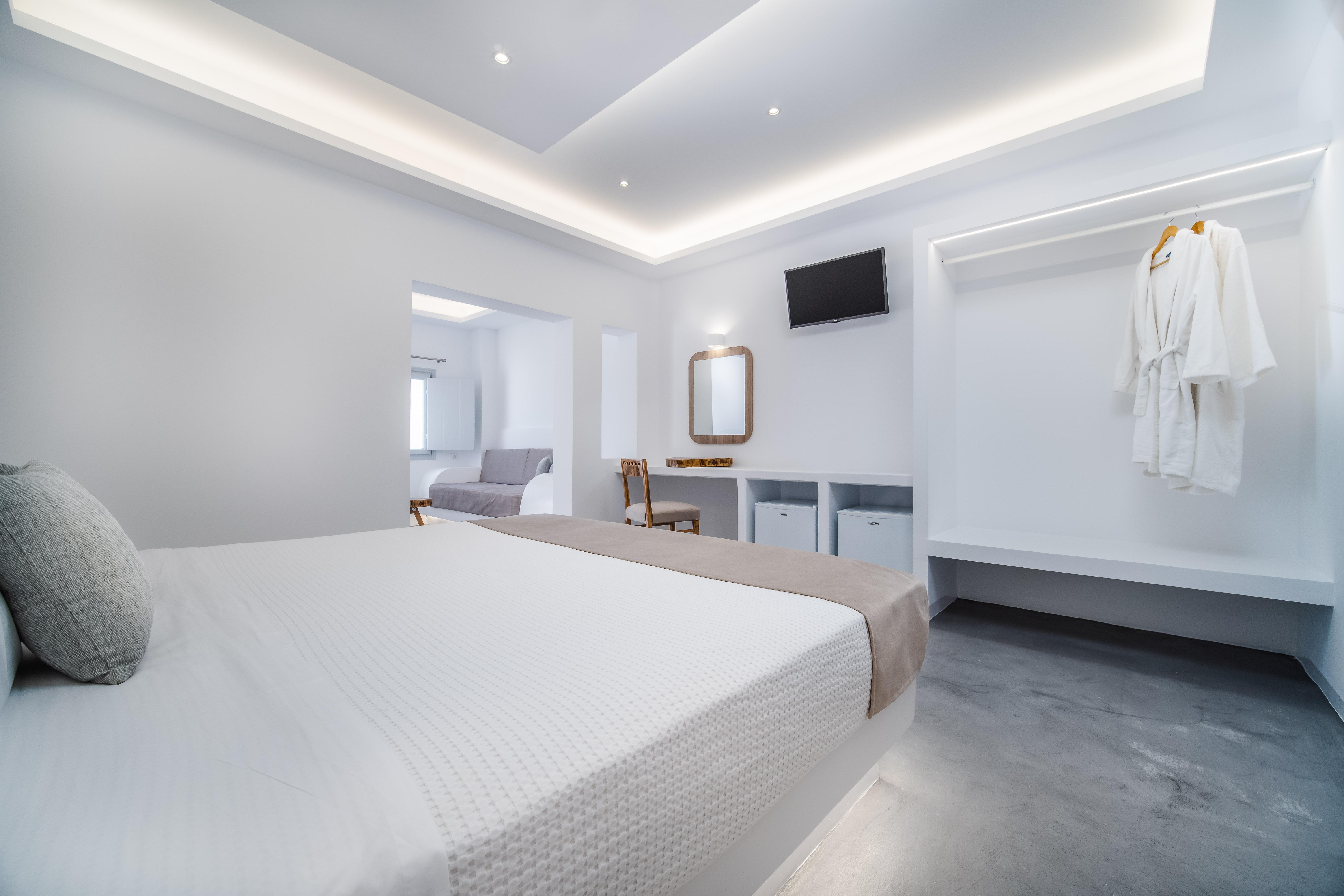 Serenita Luxury Hotel Akrotiri (Santorini)