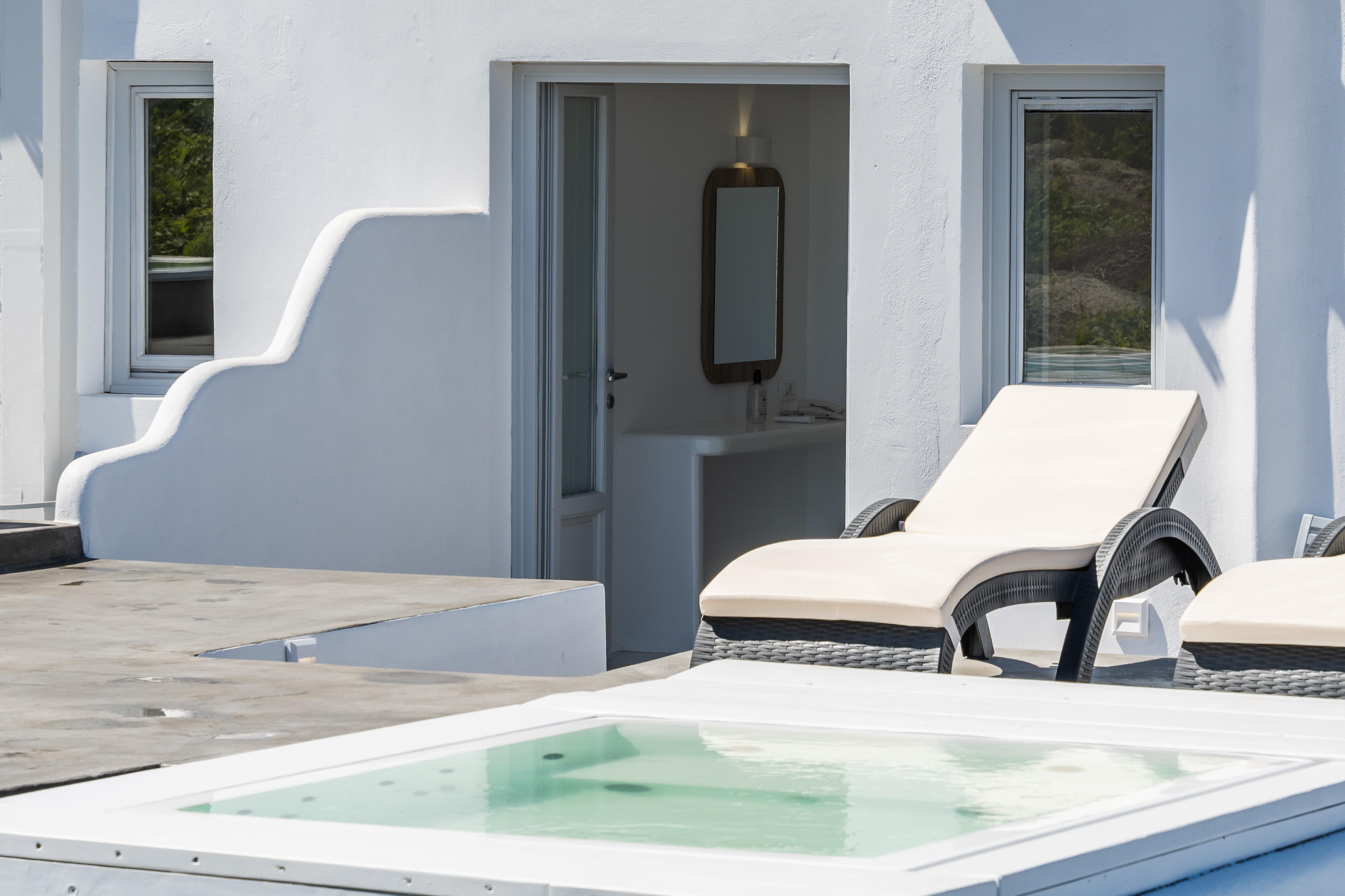 Hotel Serenita Luxury Akrotiri (Santorini)