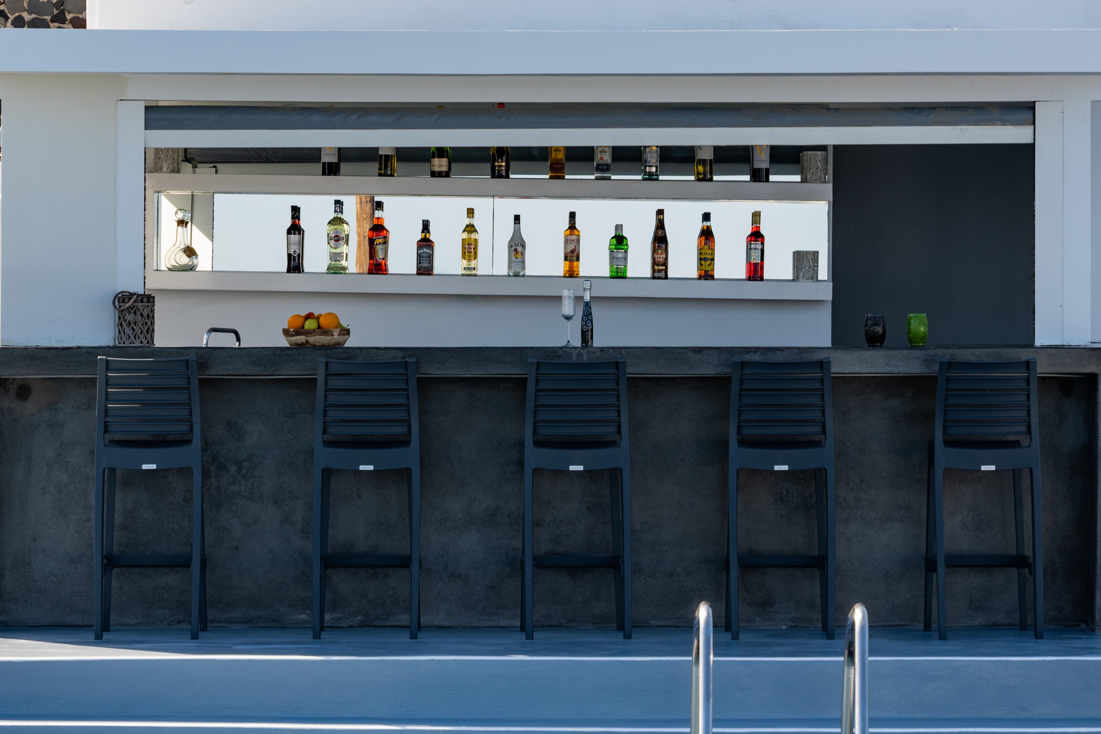 Serenita Luxury 4* Akrotiri (Santorini)