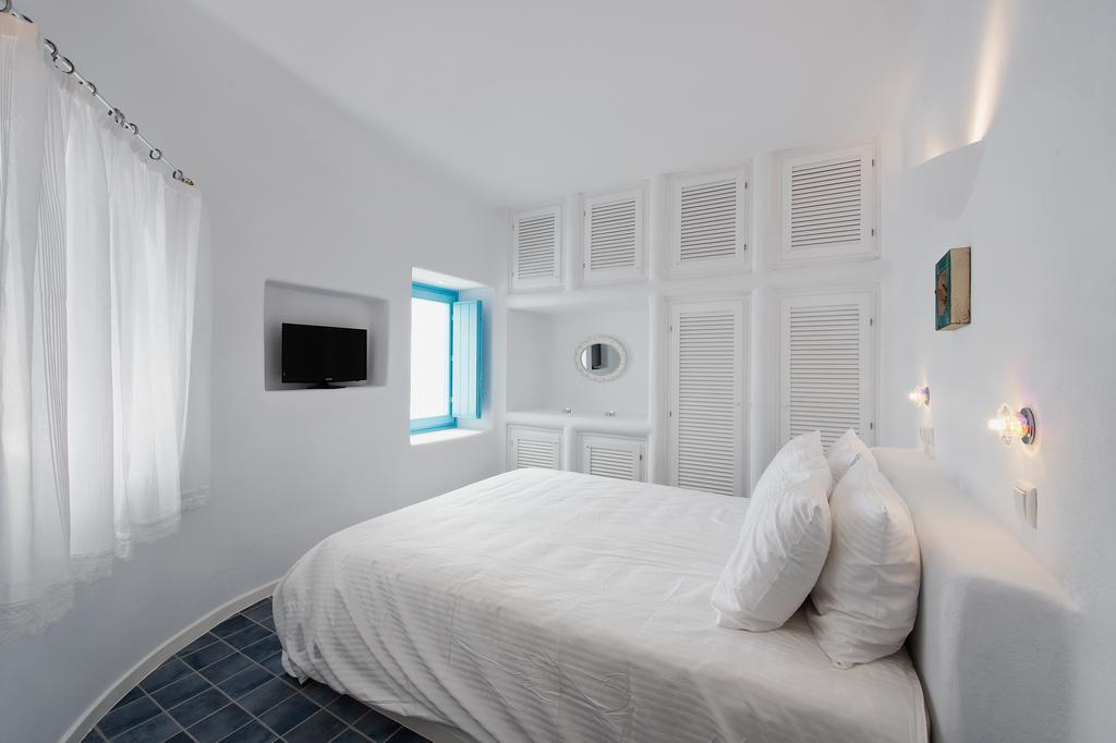 Ananda Apartment *