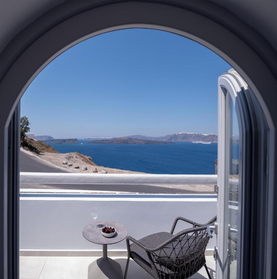 Acro Blue Luxury Bed & Breakfast 4*