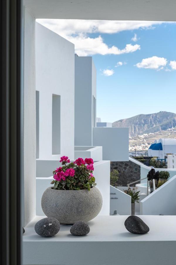 Hotel Akra & 3*