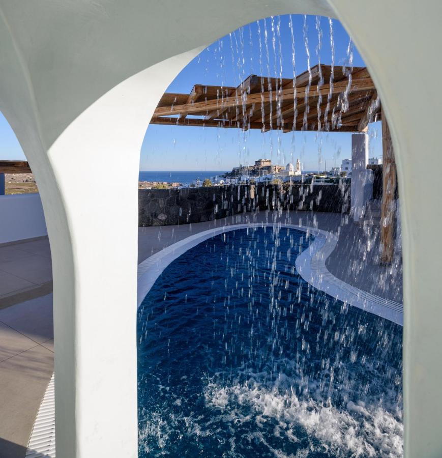 Acro Blue Luxury Bed & Breakfast