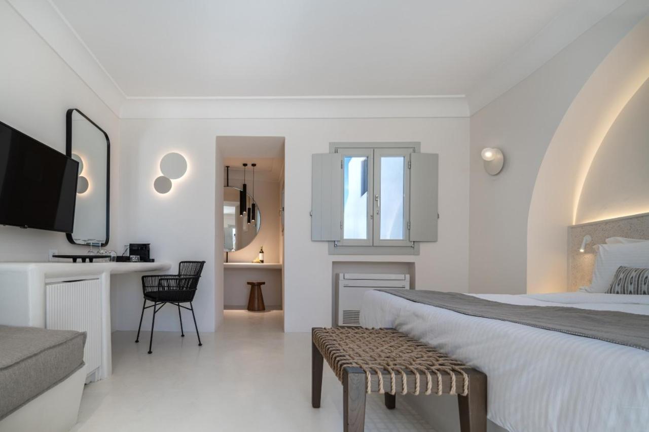 Hotel Akra & Imerovigli (Santorini)