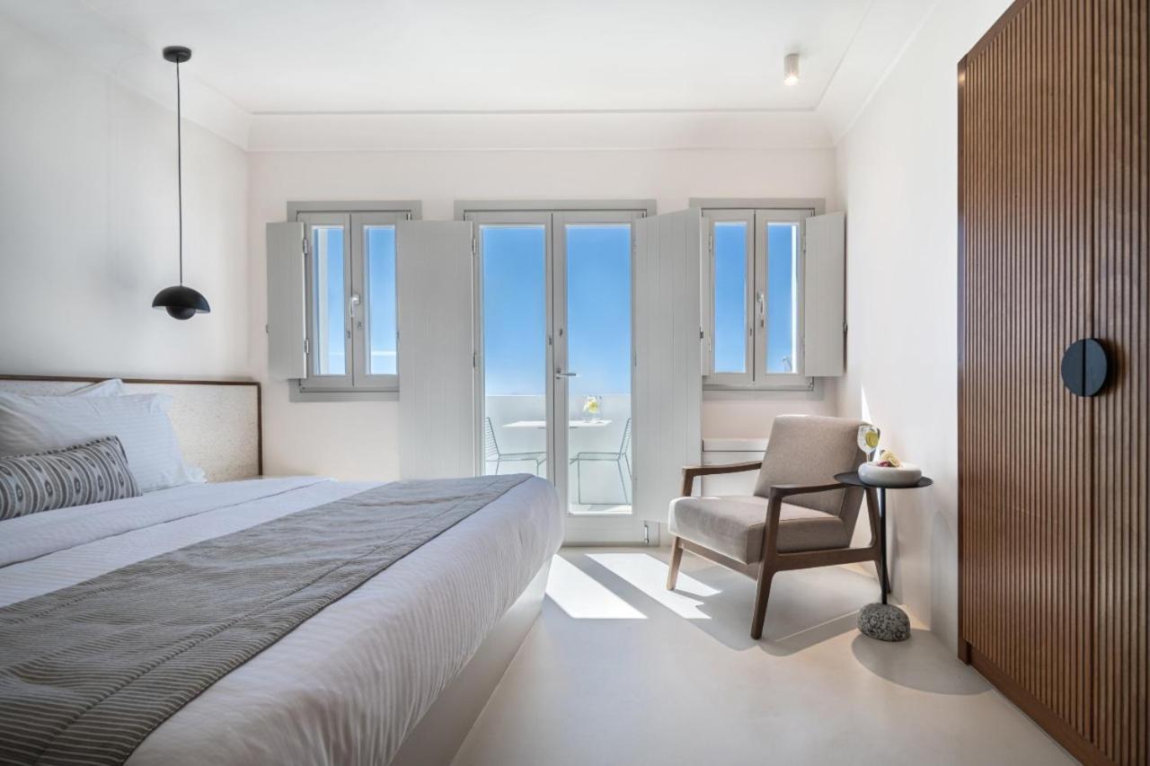 Hotel Akra &