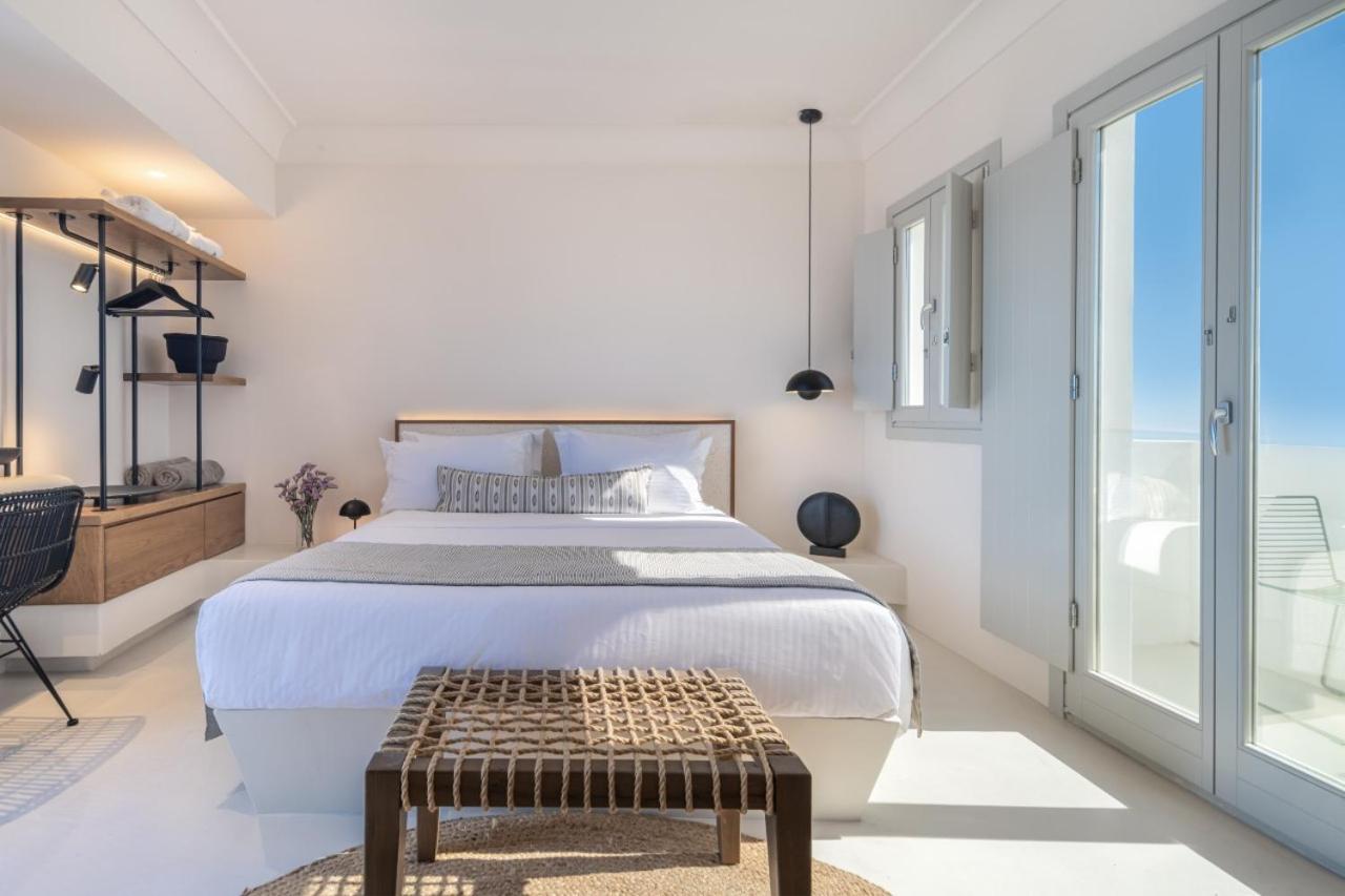 Hotel Akra &