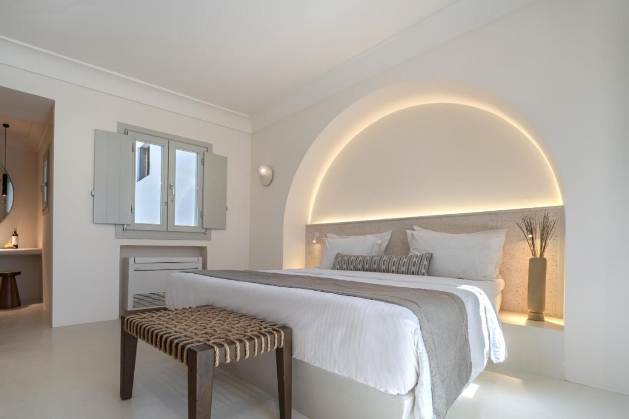 Hotel Akra &