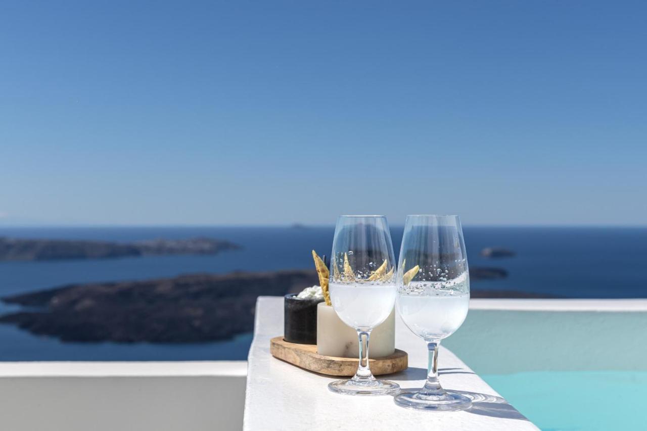 Hotel Akra & Imerovigli (Santorini)