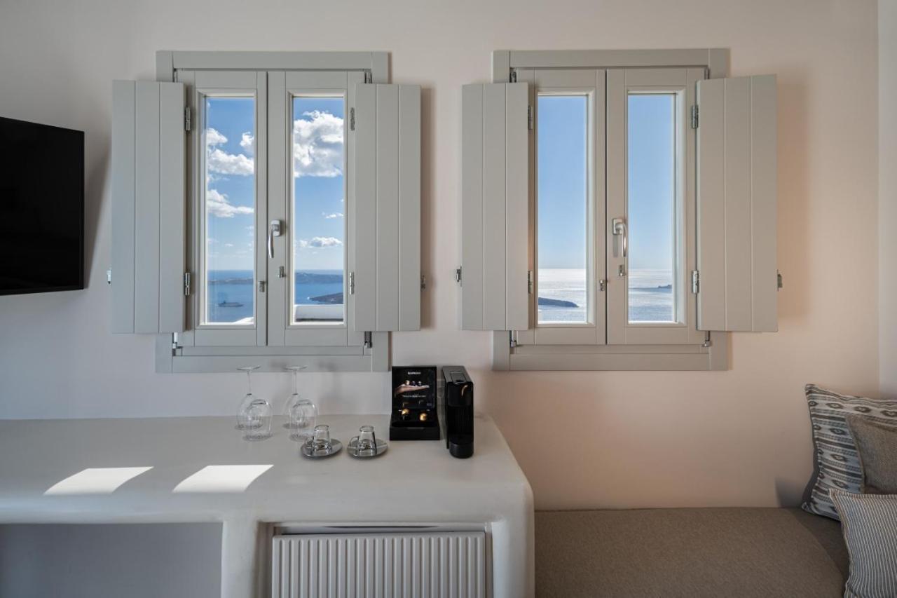 Hotel Akra & 3*