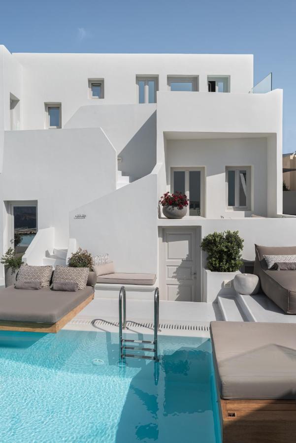 Akra & Hotel 3*