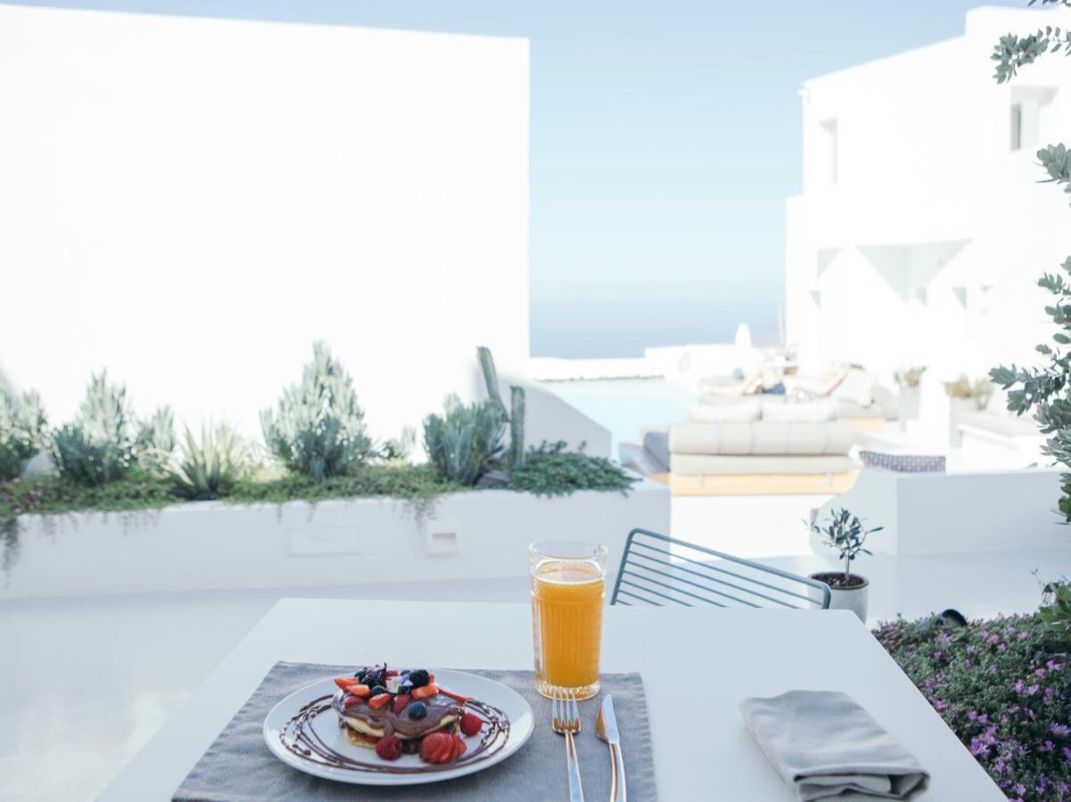 Akra & Hotel 3*