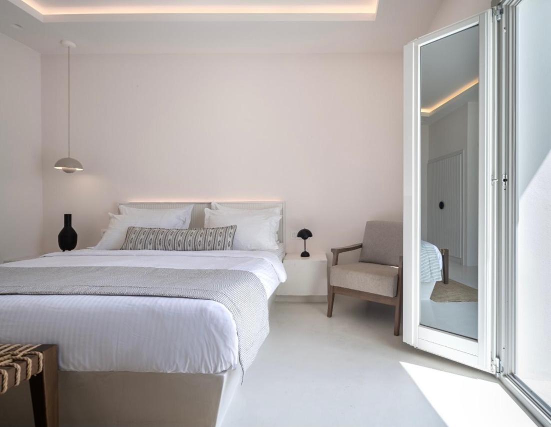 Hotel Akra & 3*