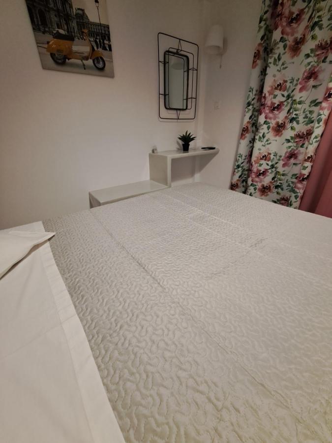 Irineos Apartment *