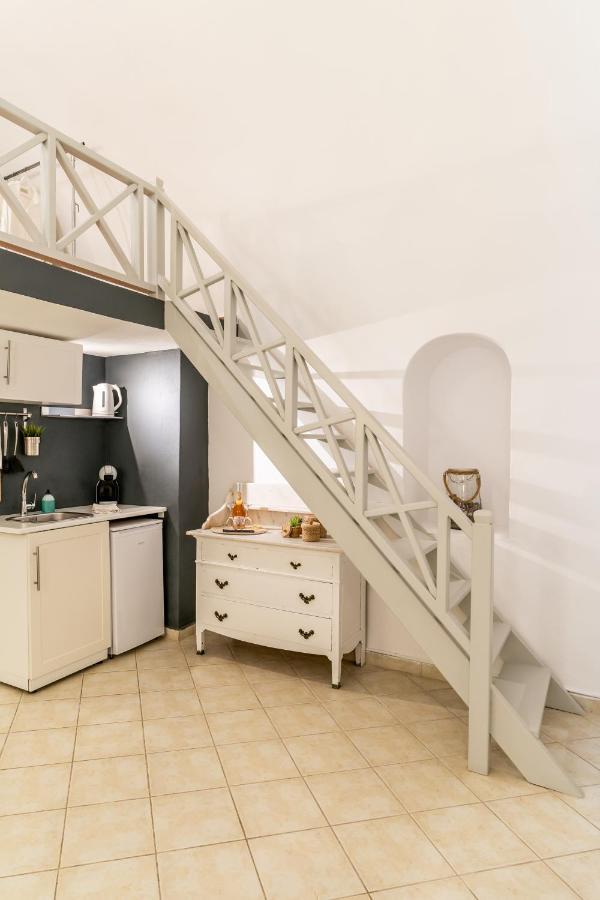 Mardanza House Imerovigli (Santorini)