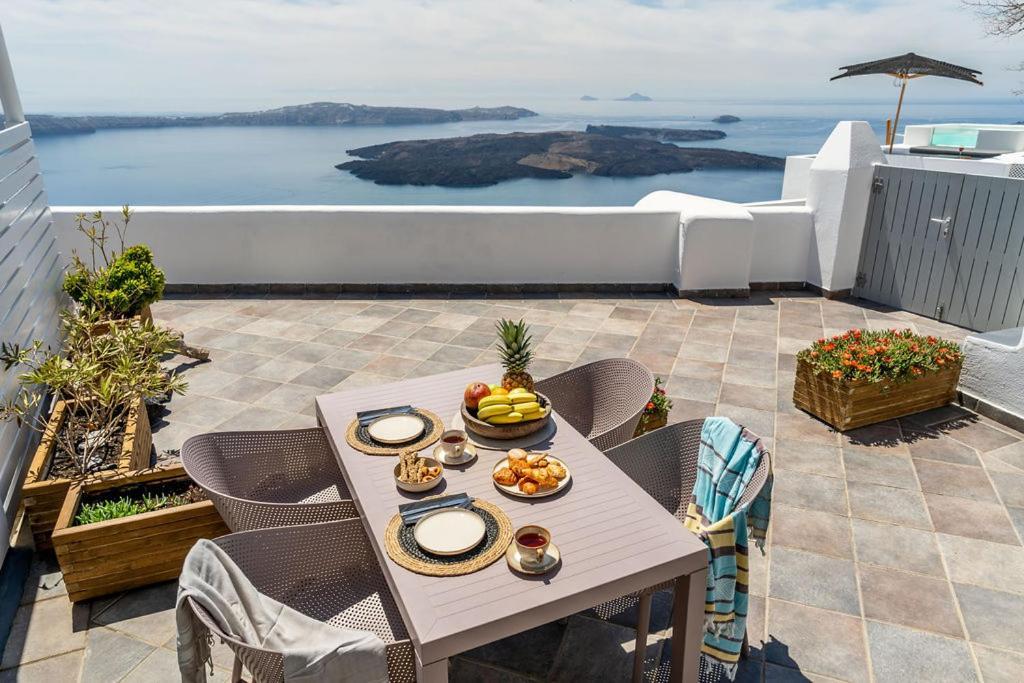 Mardanza House * Imerovigli (Santorini)