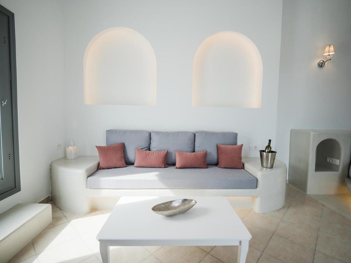 Anthemis Hotel Imerovigli (Santorini)