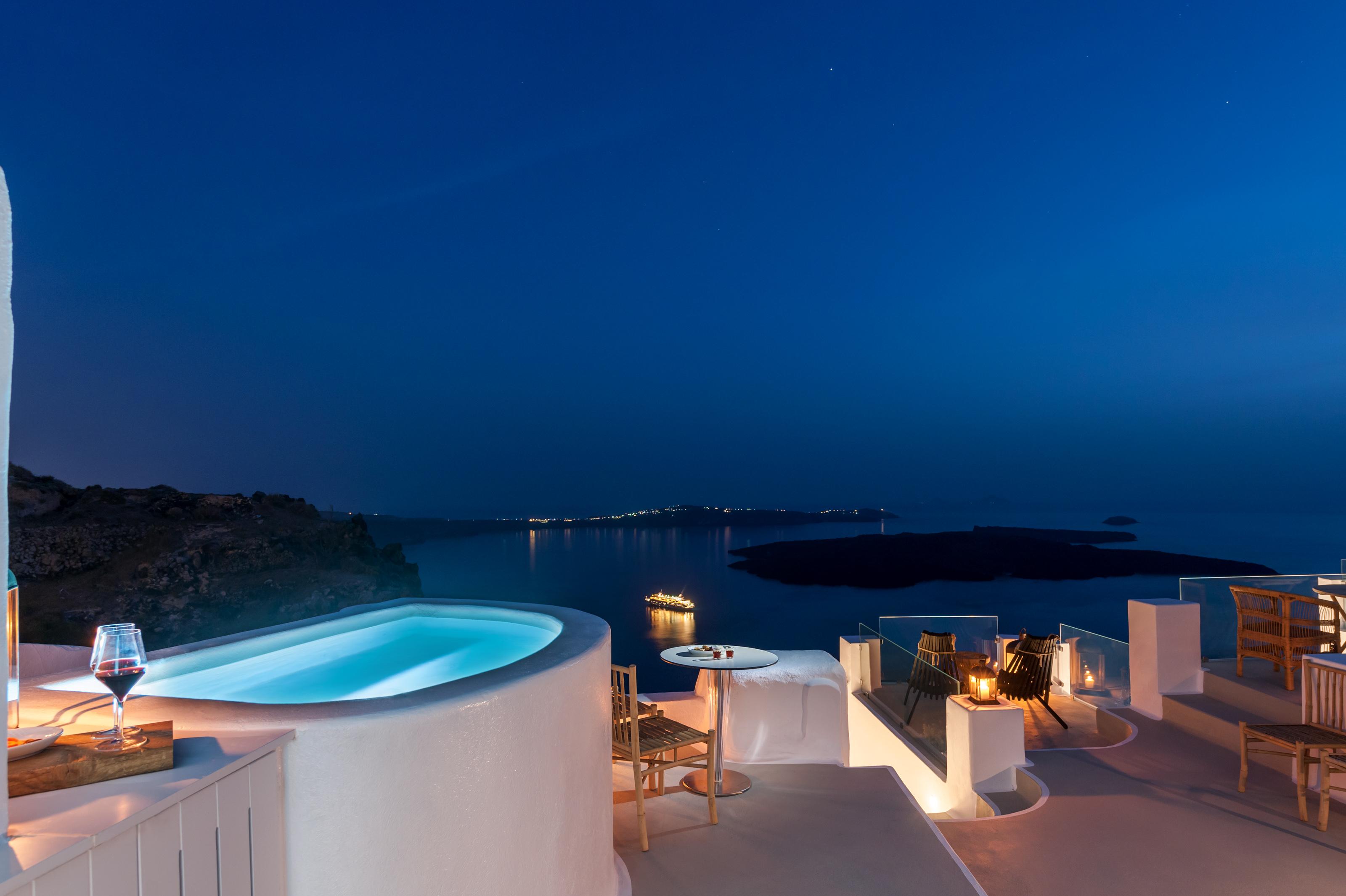 Cocoon (adults Only) 4* Imerovigli (Santorini)