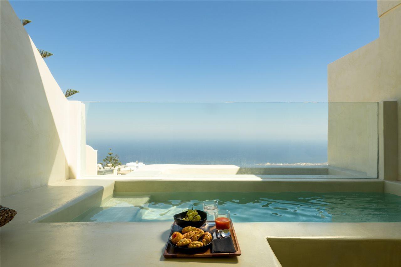 Divelia East Bed & Breakfast 3*