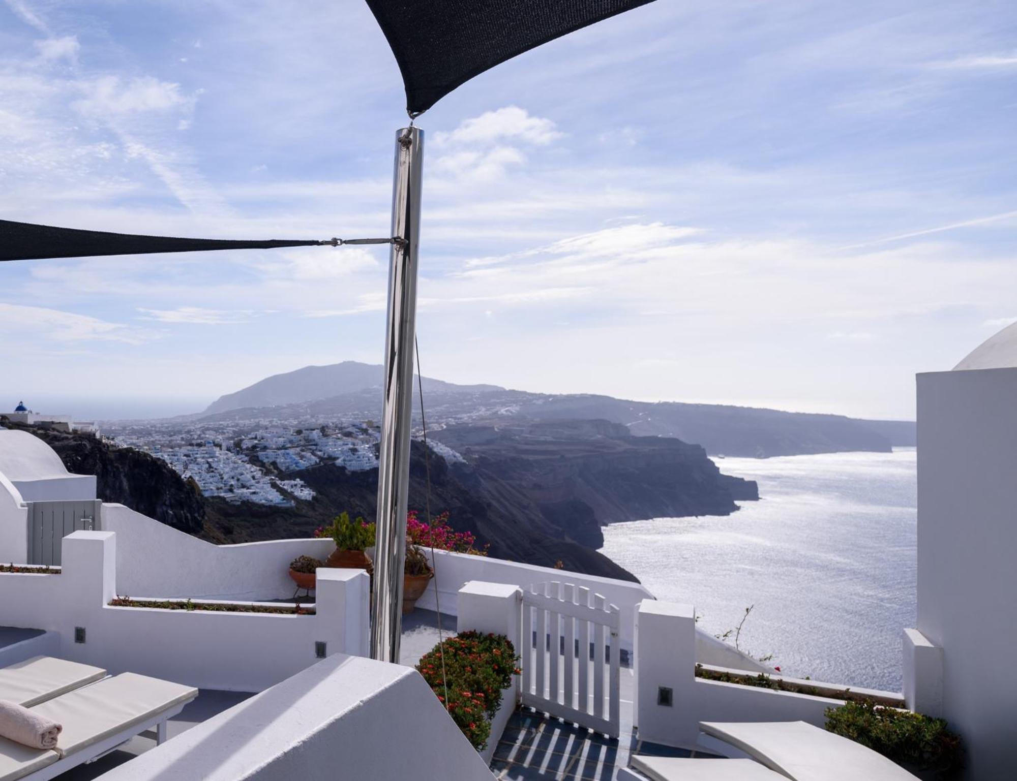 Zenith Blue Traditional Hotel 3*