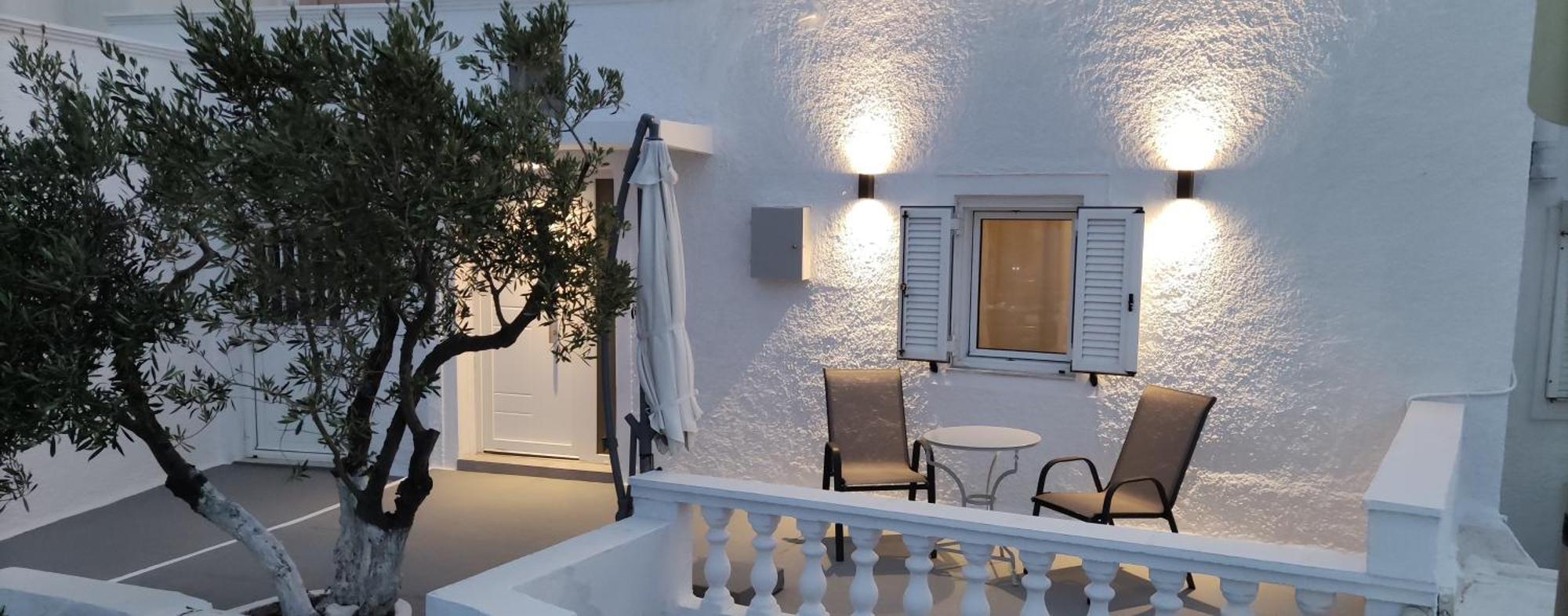 V&n Santorini Holiday home Fira (Santorini)